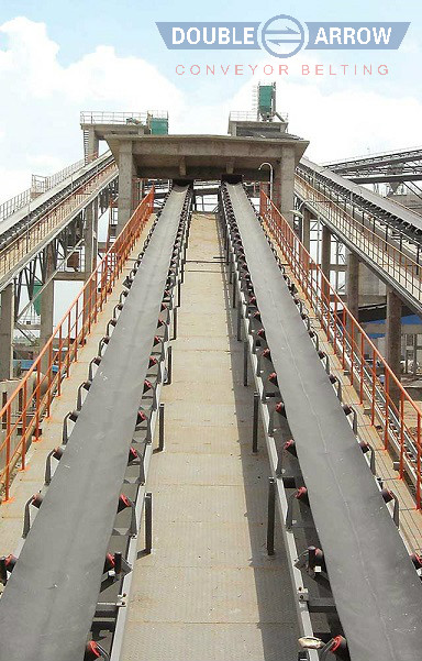 Correa transportadoras resistente al aceite